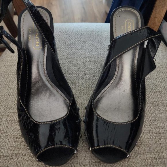 COACH Wedge Pumps Sz 6 - Picture 1 of 8
